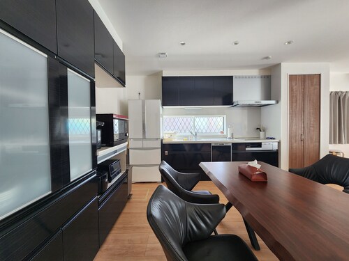 新築180㎡超豪邸　駐車場３台　BBQ設備完備　成田空港　COSTCO　PGA開催ゴルフ場近隣