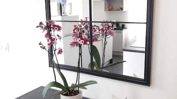 Microondas, horno, parrilla de estufa y lavavajillas