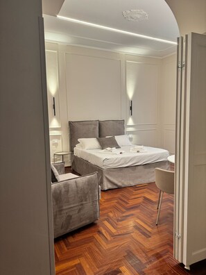 1 quarto, berço de viagem, Wi-Fi, roupa de cama