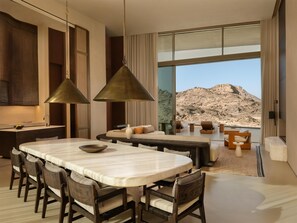 บริเวณภายนอก