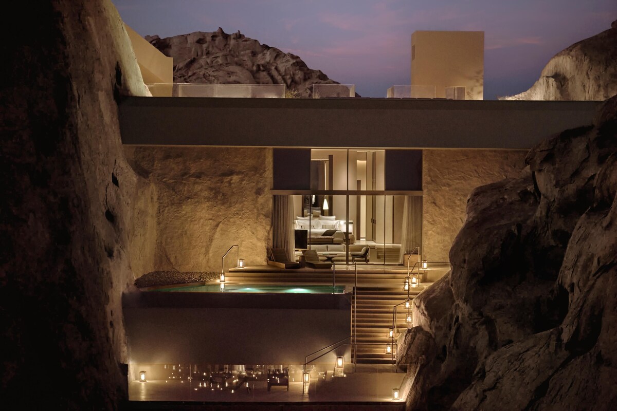 One-Bedroom Mountain Crevice Villa (2 Adults)