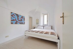 Apartment (1 Bedroom) | 1 bedroom, iron/ironing board, bed sheets - Cimarra Apartment (Rome)