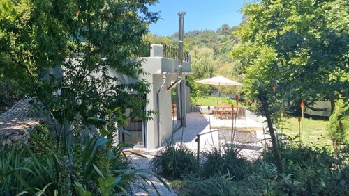 Mondego Riverside Lodge w/Private Beach. Pet-friendly!