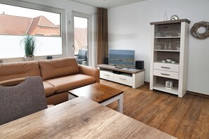 Tv, dvd-spelare och en stereo