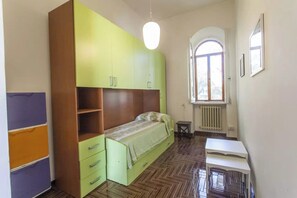 3 chambres, bureau, fer et planche à repasser, Wi-Fi