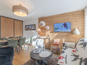 Interior - Modern 3-bedroom apartment, ski-in/ski-out, perfect for 6 people (Huez)