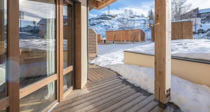 Modern 3-bedroom apartment, ski-in/ski-out, perfect for 6 people
