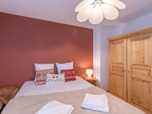 3 chambres, Wi-Fi gratuit, draps fournis