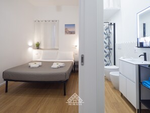 1 chambre, fer et planche à repasser, Wi-Fi gratuit, draps fournis