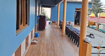Lovely 9-bedroom hotel in Patal Bhuvaneshwar