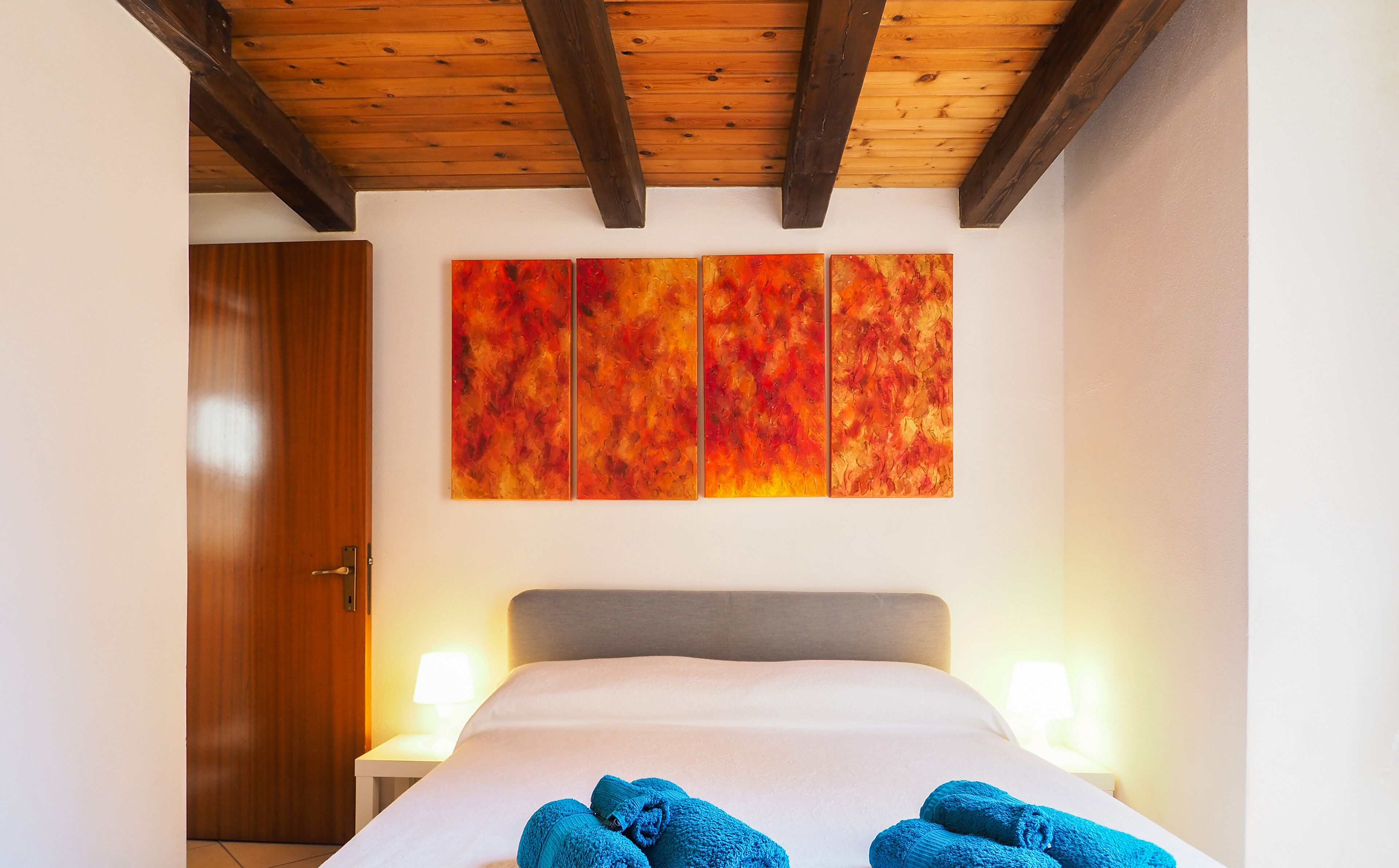 1 soverom, strykejern/-brett, wi-fi (inkludert) og sengetøy