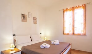 1 bedroom, iron/ironing board, bed sheets