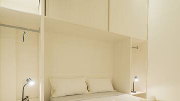 1 camera, ferro/asse da stiro, Wi-Fi gratuito, lenzuola