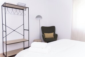 2 habitaciones, tabla de planchar con plancha y wifi gratis 