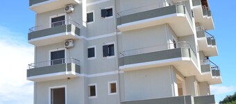 Apartments Polonia Saranda 3 Person Studio close to the Ksamil and best beaches+