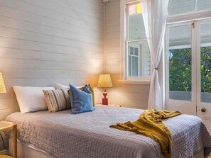 3 bedrooms, desk, free WiFi - Fig Tree House (Ballina)