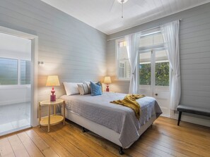 1 bedroom, desk, free WiFi