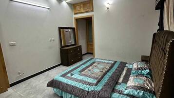 Standard Double Room | Soundproofing, free WiFi