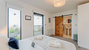 2 chambres, fer et planche à repasser, accès Internet