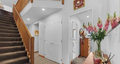 Bespoke Stays - Breath of Style