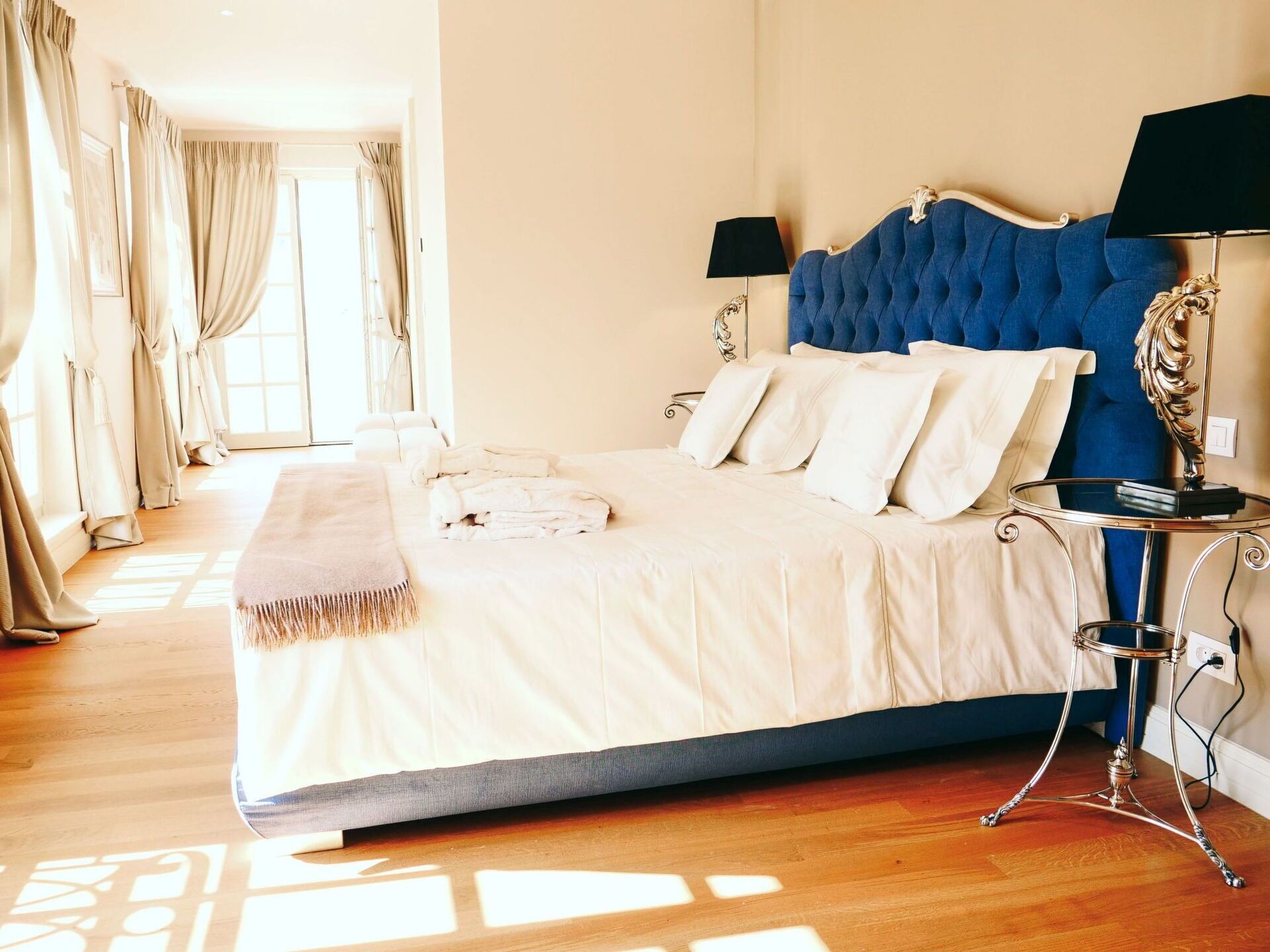 Furniture, Bed, Bedroom, Interior Design, Bedding, Bed Sheet, Floor, Linens, Flooring, Room