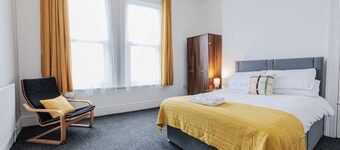 5 Bedroom House in Hartlepool