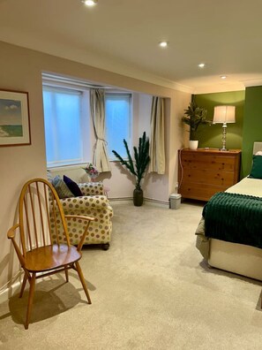 1 bedroom, desk, iron/ironing board, travel cot