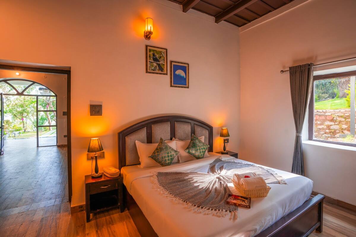 Budget Double Room | Truy cập Internet không dây miễn phí, bộ trải giường 