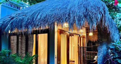 Budget Studio with Kitchen â 4 Min to Beach