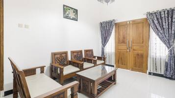 Quầy tiếp tân
