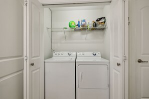 Interior - Fam & Pet Friendly Riverfront Home w/ Private Dock (Ashland City)