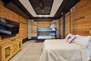 3 bedrooms, iron/ironing board, travel cot, WiFi