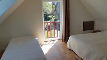 1 bedroom, iron/ironing board, WiFi, bed sheets
