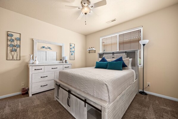 2 bedrooms, iron/ironing board, free WiFi, bed sheets