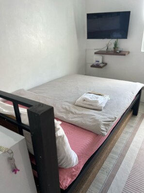 1 sovrum, strykjärn/strykbräda, wi-fi och sängkläder