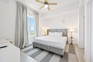 2 bedrooms, iron/ironing board, travel crib, WiFi - RIVER FLY-IN: Luxury Condo w/ Views & Amenities (Merritt Island)