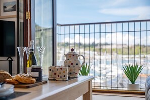 Dining - Coastal Escape with Balcony & River Dart Views (Kingswear)