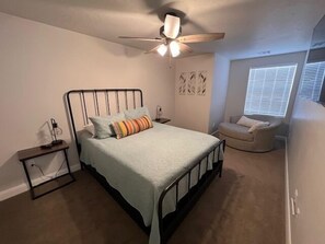 5 Schlafzimmer, Bügeleisen/Bügelbrett, kostenloses WLAN, Bettwäsche