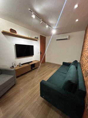 TV, offices - 2Qtos | 59m2 | 55" TV | Near mall | Near metro 102 (Rio de Janeiro)