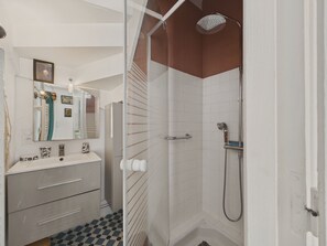 Shower, hair dryer