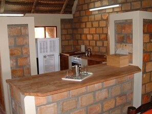 Private kitchen - Golden Palms Beach Resort (Jangamo)