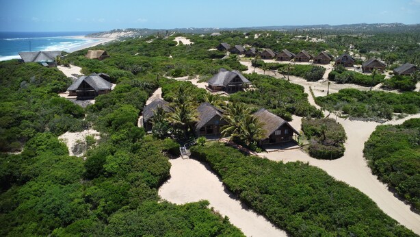 Exterior - Golden Palms Beach Resort (Jangamo)