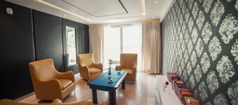 BNGV Grandeur Hotel & Banquets