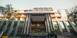 Front of property - BNGV Grandeur Hotel & Banquets (Bengaluru)