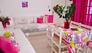 One Bedroom Quadruple Apartment | Living area - Galini Apartments (Malia)