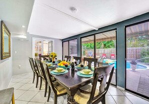Dining - Tranquil 7BD Villa-Pool-BBQ (Wilton Manors)