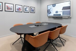 Meeting facility - Cam Uyen Hotel (Lam Ha)
