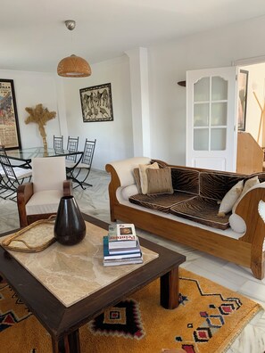 Smart-tv en een open haard