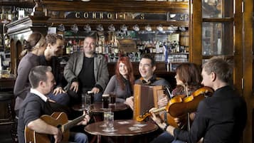 Bar (en la propiedad)