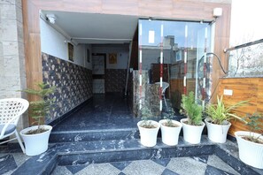 Front of property - Radha krishna spiritual stay  (Vrindavan)